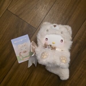 Hello Kitty and Friends Fox Island Vinyl Plush Pendant Keychain - Hello Kitty